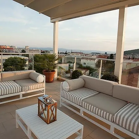 Aparthotel Luxury Residences 5*